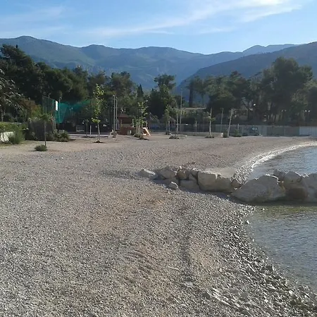 Rako Žrnovnica
