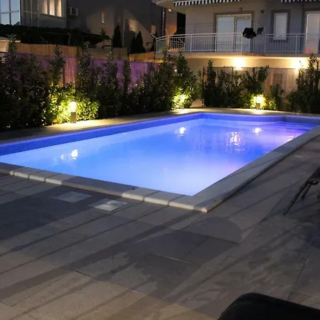 Apartament Rako *
