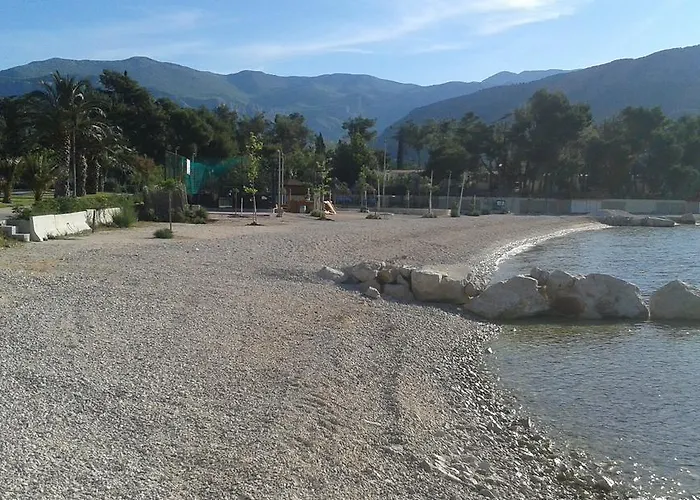 Rako Žrnovnica