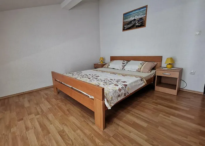 Rako Žrnovnica