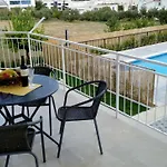 Rako * Žrnovnica