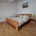 Rako Žrnovnica